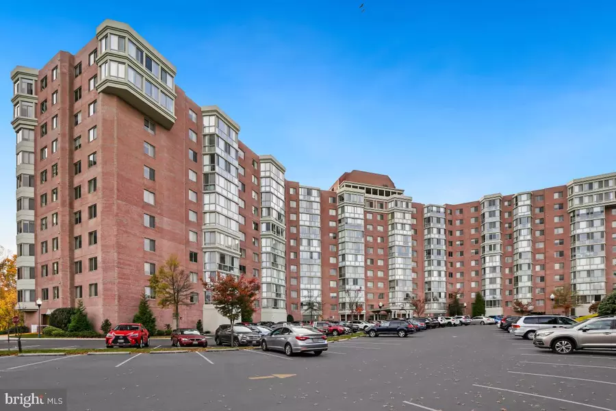 3210 N LEISURE WORLD BLVD #304, Silver Spring, MD 20906