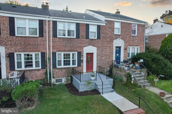 236 MEDWICK GARTH E, Baltimore, MD 21228