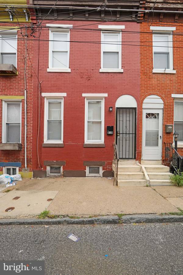 Philadelphia, PA 19125,810 LIVINGSTON ST