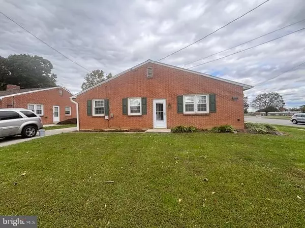 Hanover, PA 17331,400-404 MOUL AVE