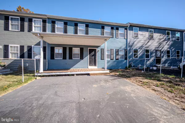 11 CURLEW CIR, Newark, DE 19702