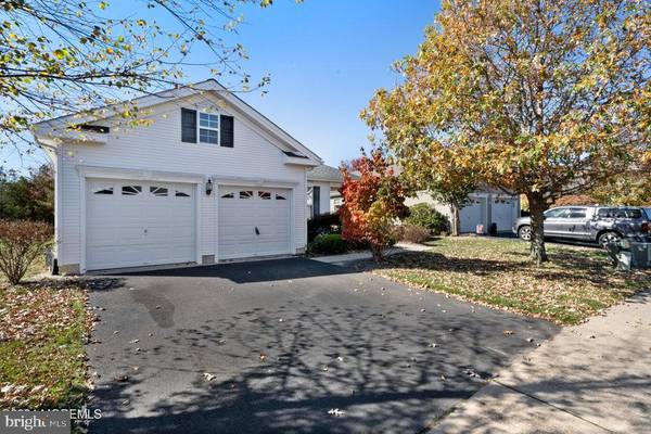 7 TROUT RUN TER, Barnegat, NJ 08005