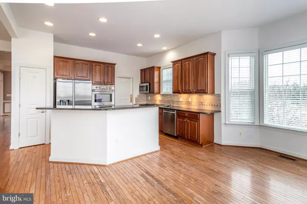 Lorton, VA 22079,9205 HAINES DR