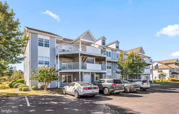 Ocean View, DE 19970,37494 PETTINARO DR #8801