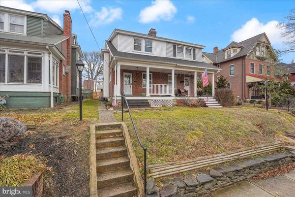 105 E 6TH ST, Media, PA 19063