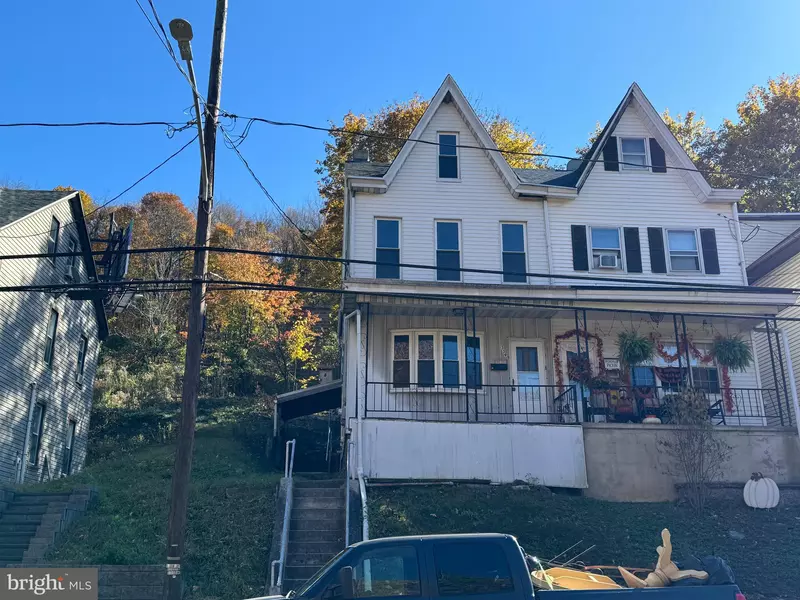 339 NICHOLS ST, Pottsville, PA 17901