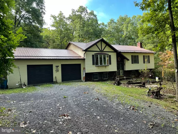 652 HIGH KNOB RD, Old Fields, WV 26845