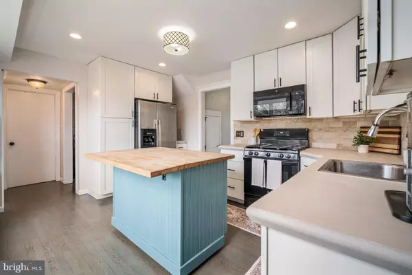 3 BEAVER DR Egg Harbor Township, NJ 08234