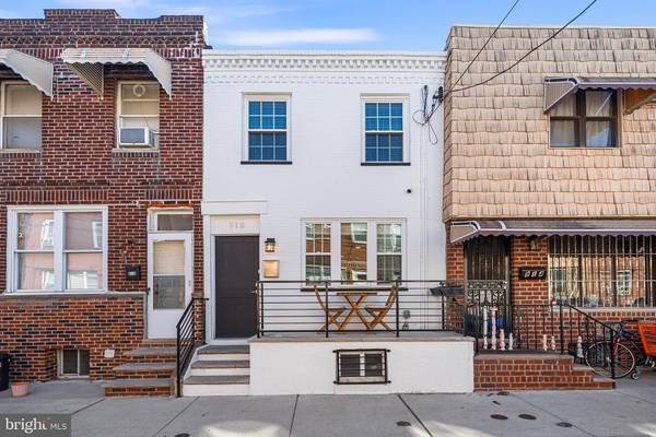 912 HOFFMAN ST, Philadelphia, PA 19148