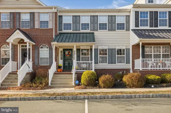 2108 DANVILLE DR, Pennsburg, PA 18073