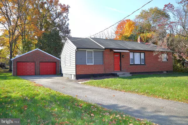 Lancaster, PA 17603,4 ABINGTON CT