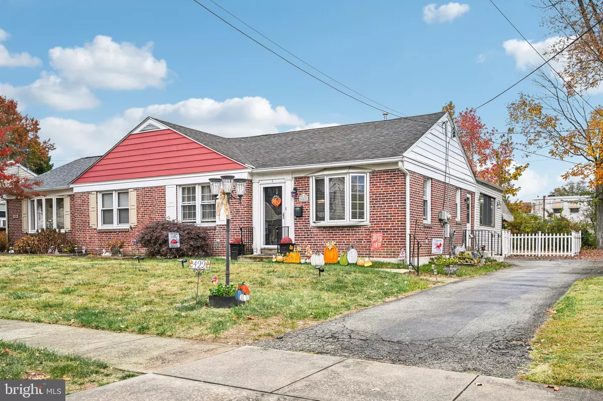 Holmes, PA 19043,422 BRIGHTON TER