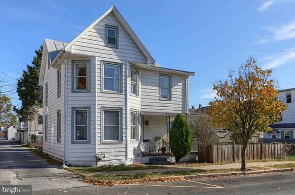 224 S 5TH ST, Lemoyne, PA 17043