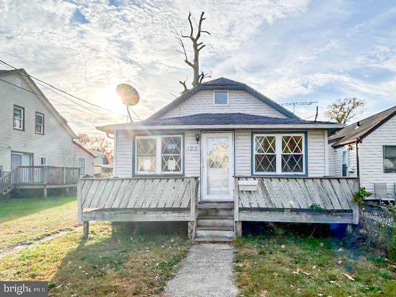 123 FOREST AVE, Keansburg, NJ 07734