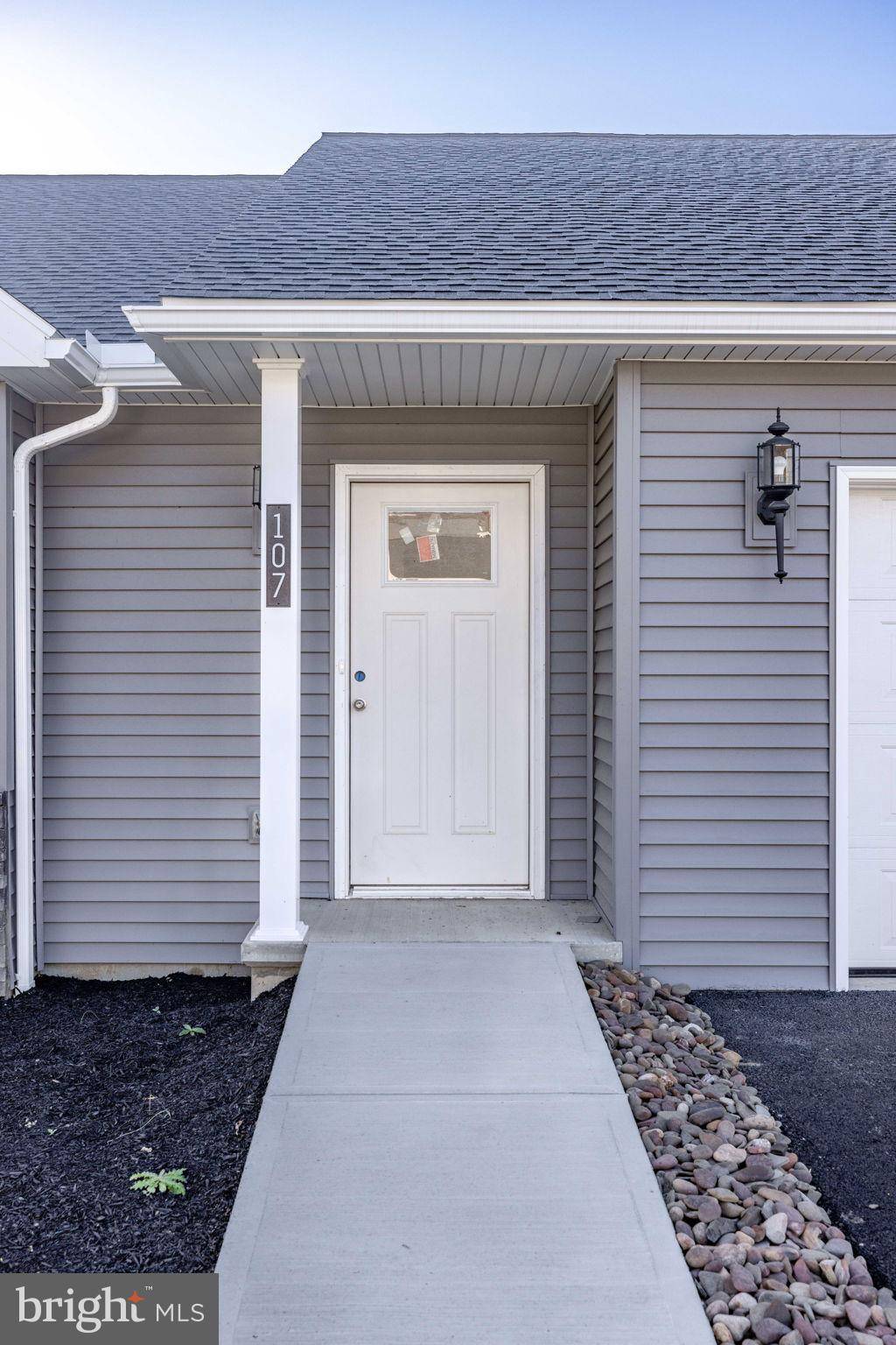Selinsgrove, PA 17870,107 ST ANDREWS WAY