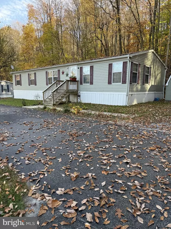 729 HILLSIDE DR, Gap, PA 17527