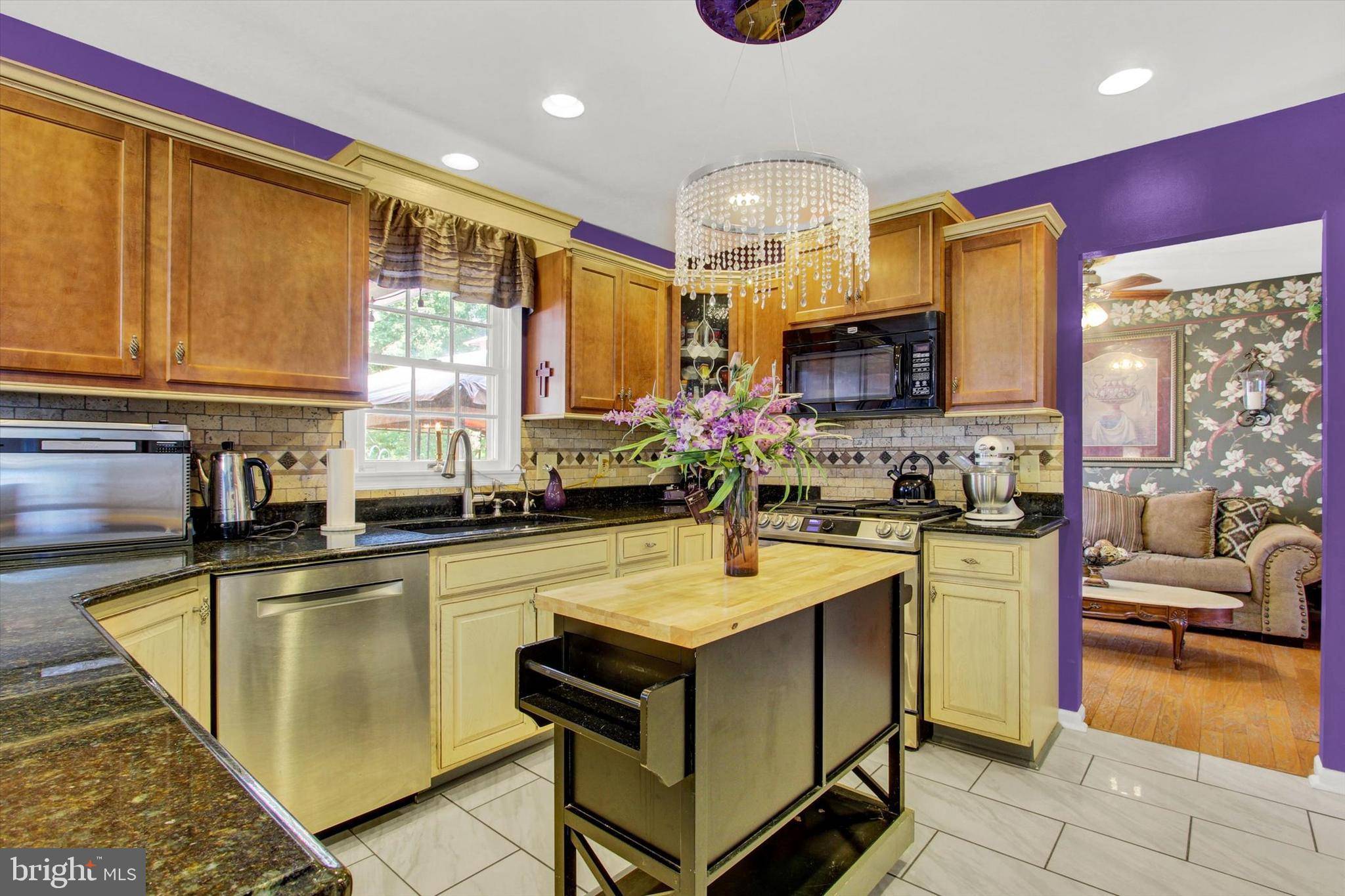 Dover, PA 17315,3121 PINEVIEW DR