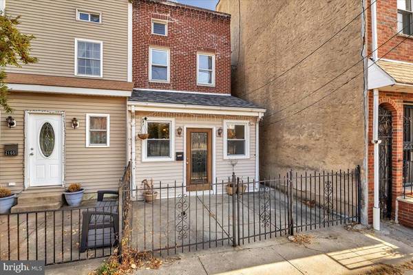 2167 E HAGERT ST, Philadelphia, PA 19125