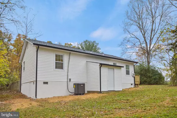 Gordonsville, VA 22942,7055 LOUISA RD