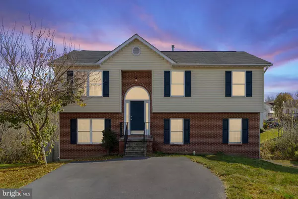 132 PARADISE CT, Stephens City, VA 22655