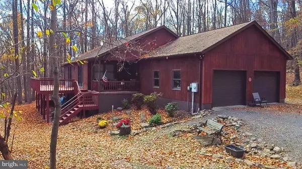 Paw Paw, WV 25434,121 PENDRAGON CT