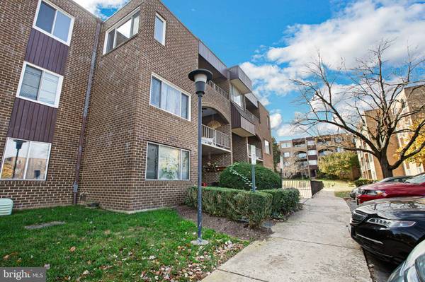 Gaithersburg, MD 20877,408 GIRARD ST #301