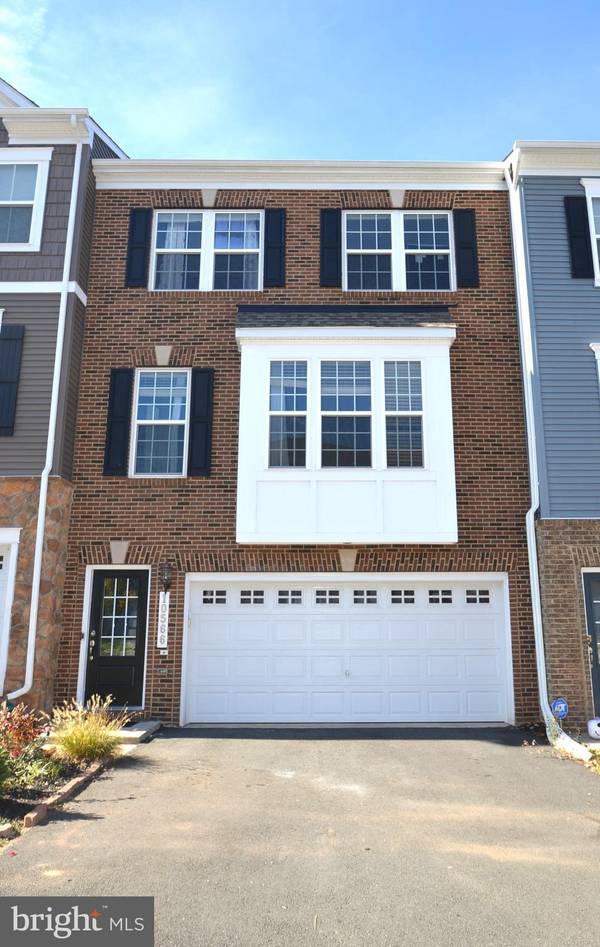 10566 WATERBURY WOODS WAY, Manassas, VA 20112