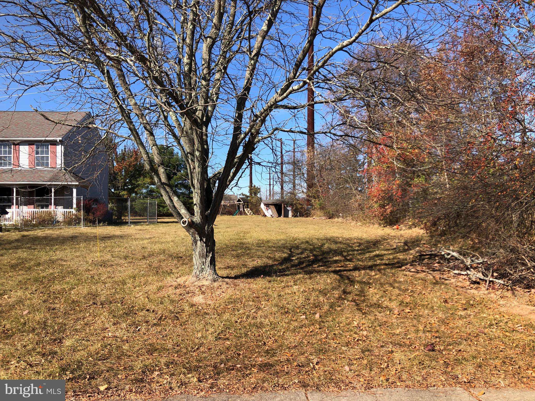 Souderton, PA 18964,820 WATERFORD DR