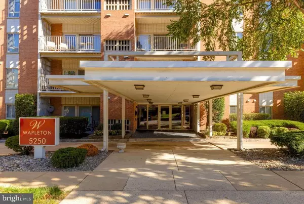 5250 VALLEY FORGE DR #407, Alexandria, VA 22304