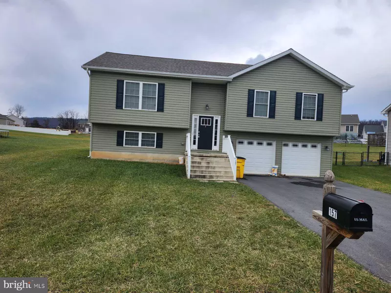 157 DUCKWOODS LN, Martinsburg, WV 25403