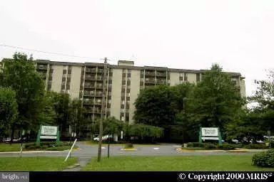 Falls Church, VA 22044,6001 ARLINGTON BLVD #114