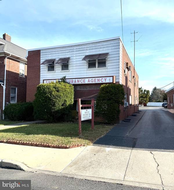 555 CARLISLE ST, Hanover, PA 17331