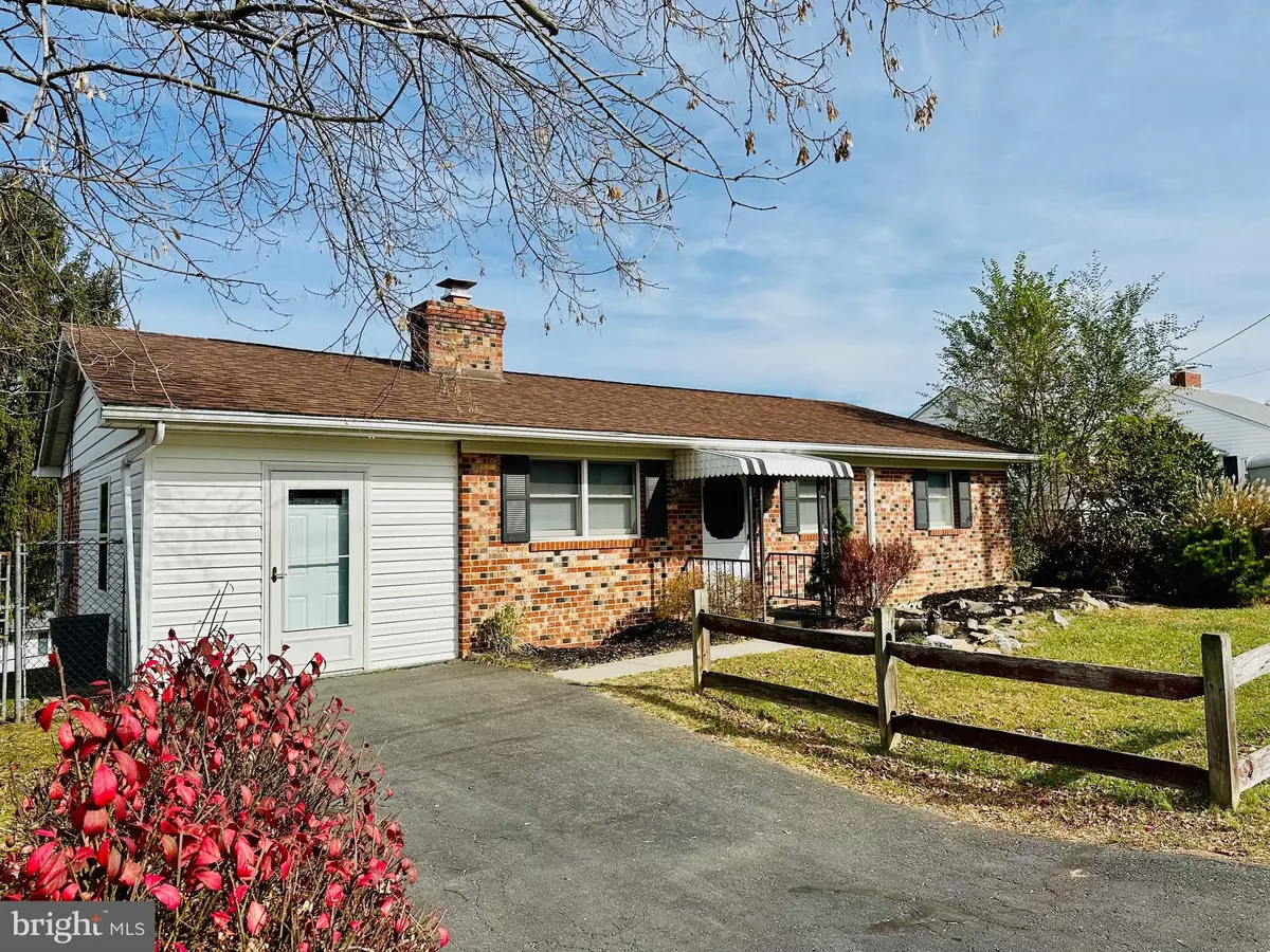 Romney, WV 26757,125 ARMSTRONG ST