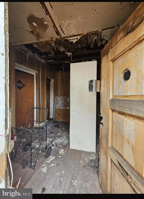 Philadelphia, PA 19141,1028 W OLNEY AVE
