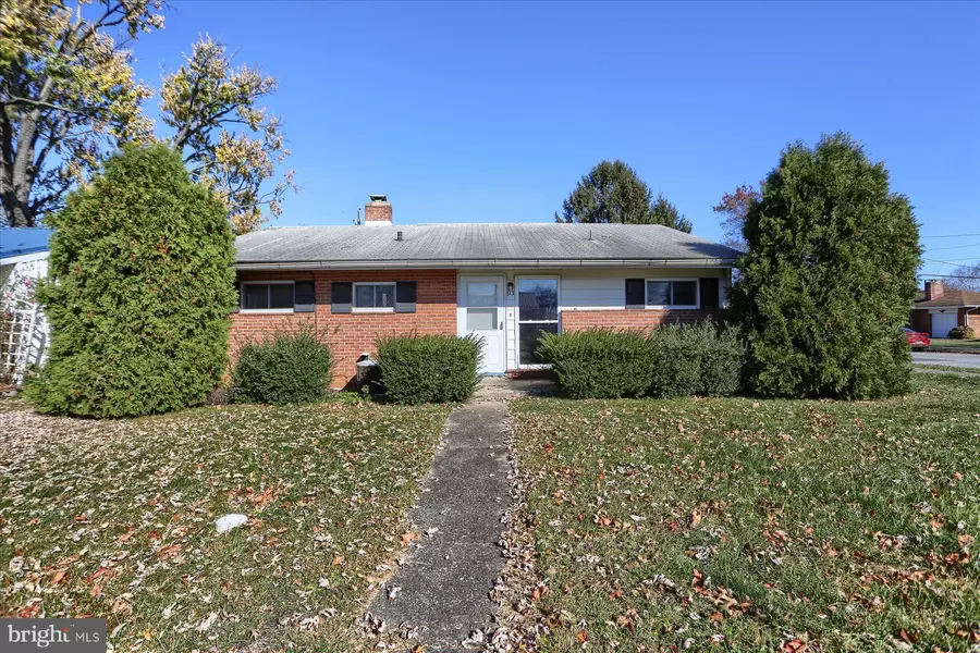 613 E KELLER ST, Mechanicsburg, PA 17055