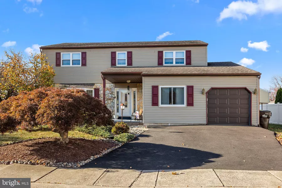 6048 HULMEVILLE RD, Bensalem, PA 19020