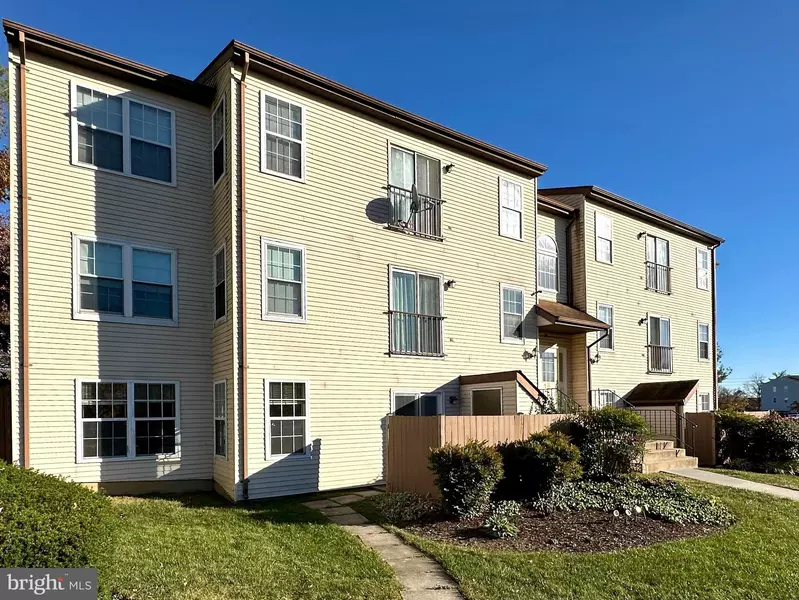 5804 LANTANA CIR #B, Frederick, MD 21703