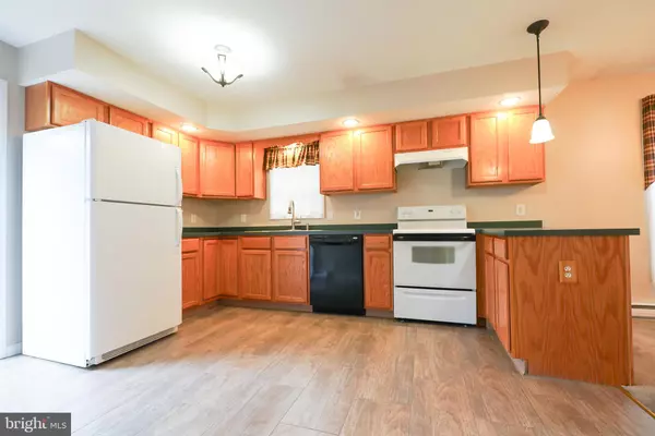 Millville, NJ 08332,318 W RACE ST