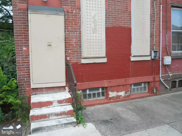 Philadelphia, PA 19133,626 W HUNTINGDON ST