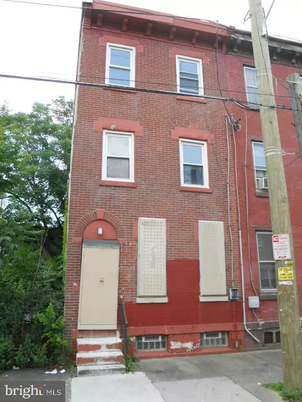 626 W HUNTINGDON ST, Philadelphia, PA 19133