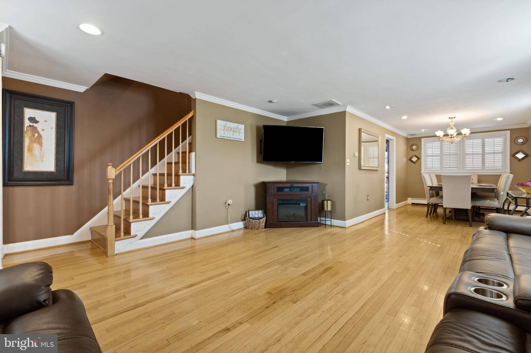 Gwynn Oak, MD 21207,1215 HARWALL RD