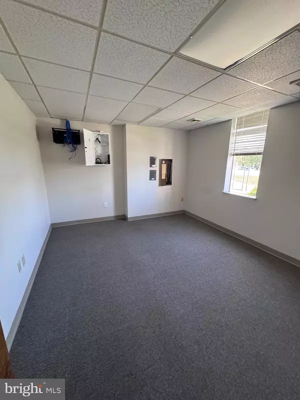 Lawrenceville, NJ 08648,2500 BRUNSWICK AVE