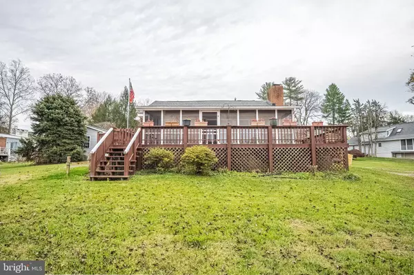 Louisa, VA 23093,115 LAKEVIEW CIR