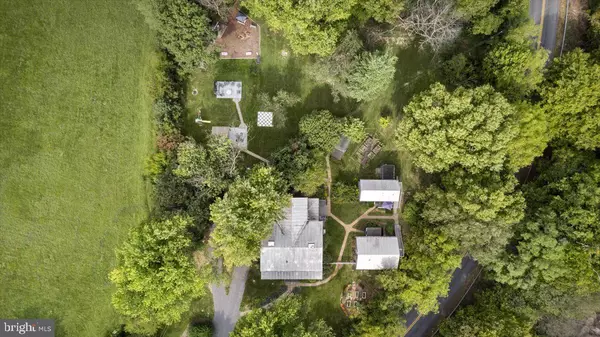 Mount Jackson, VA 22842,355 ORCHARD DR