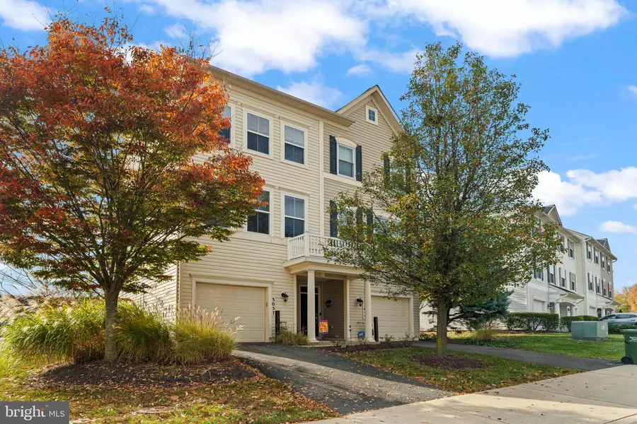 3057 CHINKAPIN OAK LN, Woodbridge, VA 22191