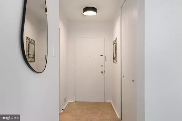 Washington, DC 20016,4101 CATHEDRAL AVE NW #616