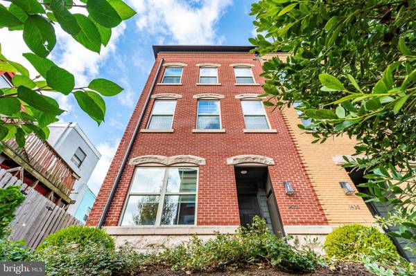 1432 S LEITHGOW TER, Philadelphia, PA 19147