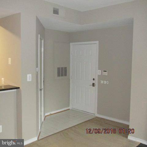 Fairfax, VA 22033,12165 PENDERVIEW TER #1025