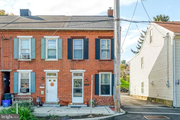 318 S FRONT ST,  Wrightsville,  PA 17368