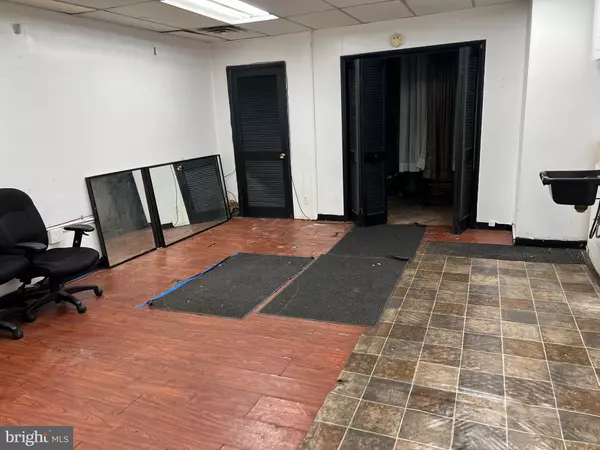 Baltimore, MD 21215,3533 DOLFIELD AVE